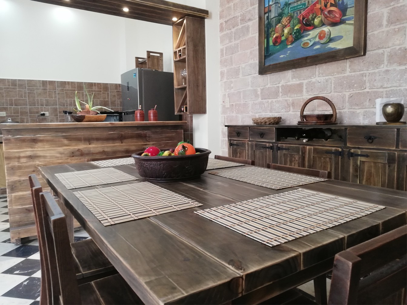 large dining table Old Havana